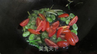 番茄炒虾球的做法步骤:7