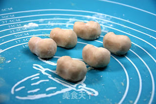 新年就要羊眉吐气—棉花糖羊杯子蛋糕的做法步骤:14