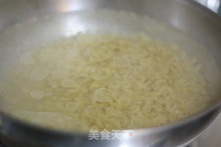 港式通心粉的做法步骤:2