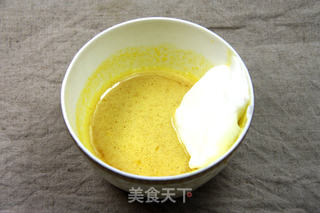 新年就要羊眉吐气—棉花糖羊杯子蛋糕的做法步骤:4