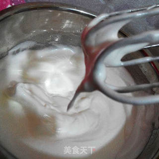 戚风纸杯蛋糕——新手也能成功的方法的做法步骤:9