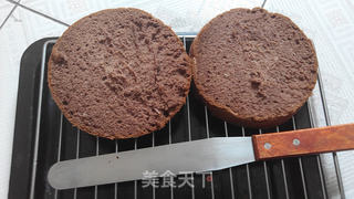 黑森林蛋糕的做法步骤:16