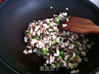 香菇炸酱的做法步骤:6