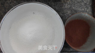 黑森林蛋糕的做法步骤:2