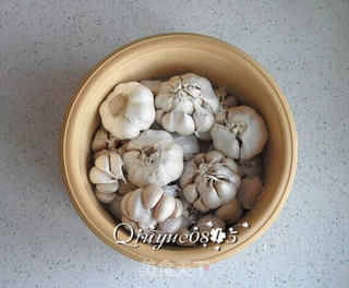 黑蒜的做法步骤:2