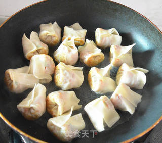香煎云吞的做法步骤:10