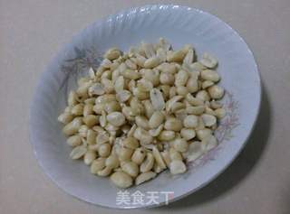 香辣花生米的做法步骤:3