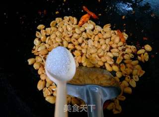 香辣花生米的做法步骤:9