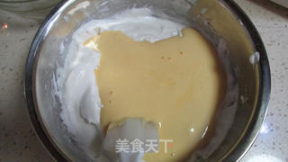 香草戚风蛋糕——最基础的蛋糕的做法步骤:13
