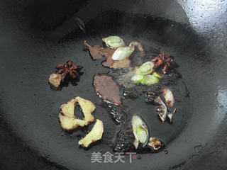 菌菇烧百叶的做法步骤:6