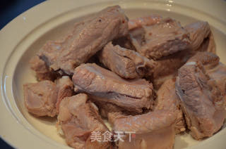 糖醋排骨的做法步骤:2