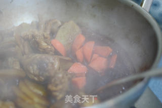 土豆烧鸡块的做法步骤:9