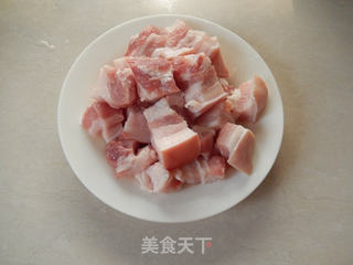 芋头红烧肉的做法步骤:2
