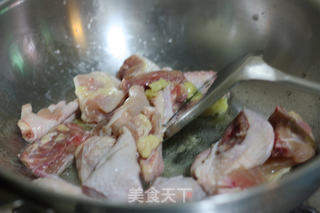 土豆烧鸡块的做法步骤:3