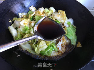香菇粉条炒甘蓝的做法步骤:10