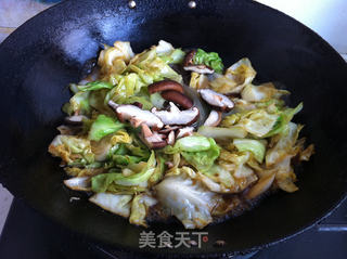 香菇粉条炒甘蓝的做法步骤:11