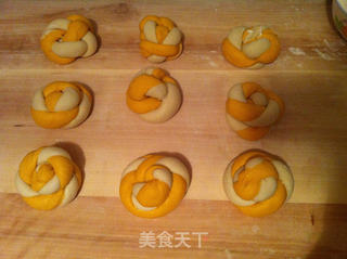 南瓜双色馒头的做法步骤:8