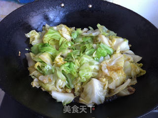 香菇粉条炒甘蓝的做法步骤:8