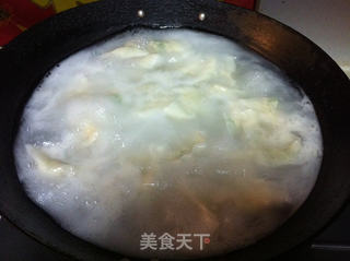 韭菜虾仁馄饨的做法步骤:8