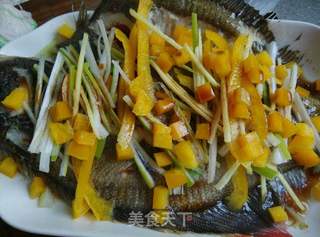 清蒸黄金碟鱼的做法步骤:4