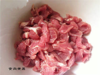 苦瓜木耳炖瘦肉汤的做法步骤:4
