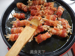 煎烤五花肉卷金针菇的做法步骤:12