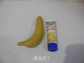 香蕉炼乳蛋糕卷的做法步骤:8