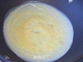 蛋皮肉松卷沙拉的做法步骤:6