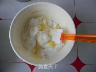 香蕉炼乳蛋糕卷的做法步骤:5