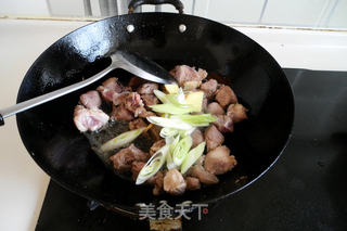 野猪肉烧土豆的做法步骤:4