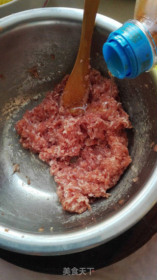三羊饺子的做法步骤:10