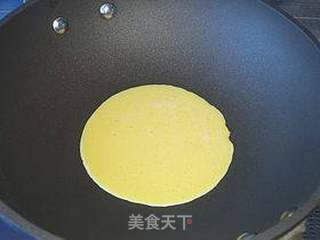 蛋皮肉松卷沙拉的做法步骤:5