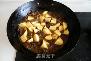 野猪肉烧土豆的做法步骤:9