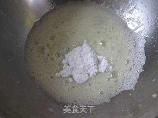 中空戚风蛋糕的做法步骤:8