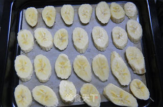自制健康零食——烤香蕉片的做法步骤:2