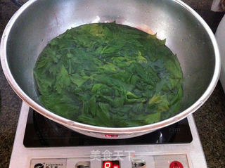芹菜叶炒香干的做法步骤:2