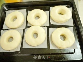 多彩甜甜圈的做法步骤:12