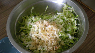 黄瓜素馅蒸饺的做法步骤:4