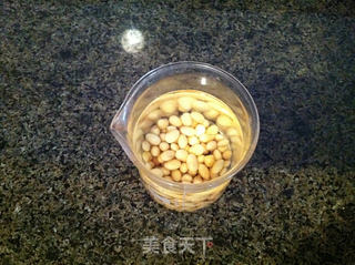 五谷豆浆的做法步骤:2