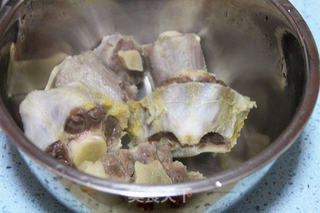 【团圆红焖牛尾】:药食互补的养生菜的做法步骤:4