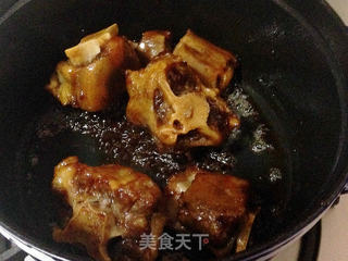 【团圆红焖牛尾】:药食互补的养生菜的做法步骤:10