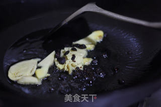 香芋焖鹅的做法步骤:5