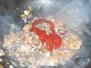 茄汁牛肉意面的做法步骤：7