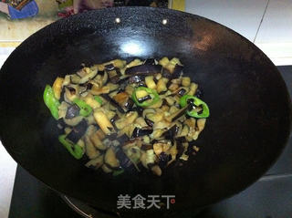 辣椒炒茄子的做法步骤:6