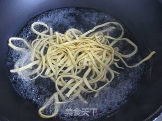 南瓜青菜面的做法步骤:9