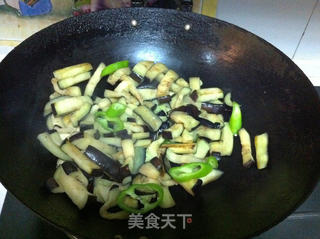 辣椒炒茄子的做法步骤:5
