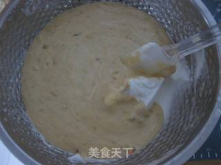 香蕉戚风蛋糕的做法步骤:11