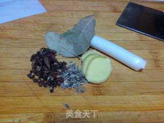 【西红柿炖牛肉】的做法步骤:4