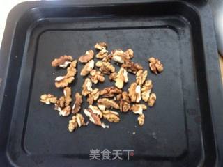 黑芝麻核桃酥的做法步骤:2