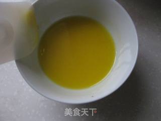 牛奶小圆饼干的做法步骤:2